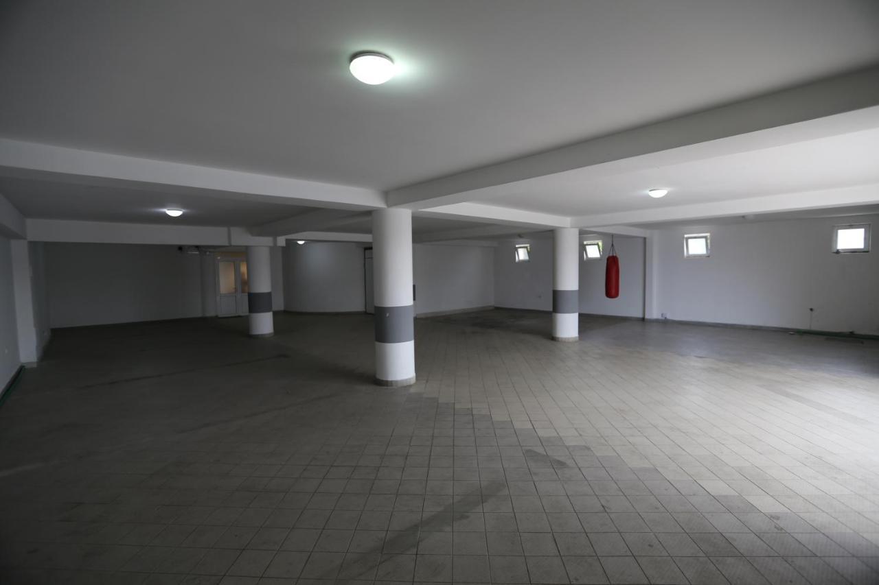 Kapriz Apartments Utjeha Luaran gambar