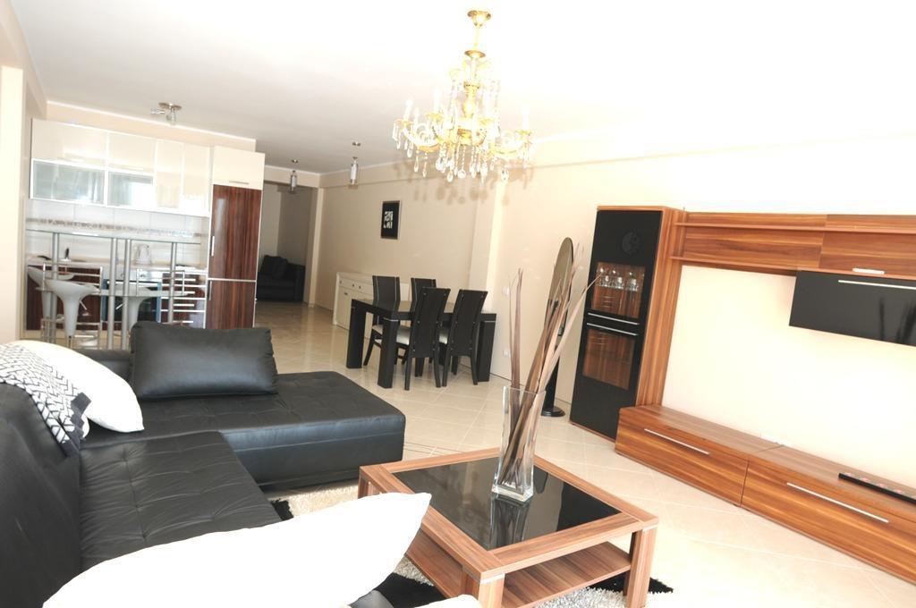 Kapriz Apartments Utjeha Bilik gambar